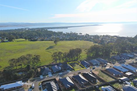 Property photo of 19 Houghton Crescent Eagle Point VIC 3878