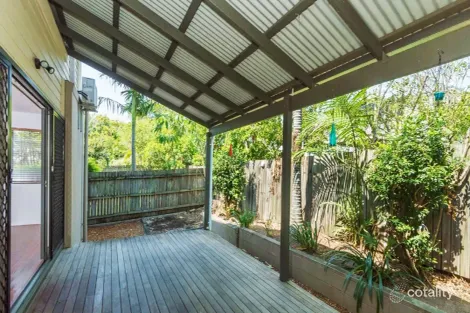 Property photo of 3/285 Riding Road Balmoral QLD 4171