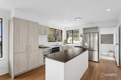 Property photo of 7 Gilles Crescent Beacon Hill NSW 2100