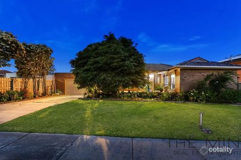 Property photo of 1 Buckmaster Drive Mill Park VIC 3082