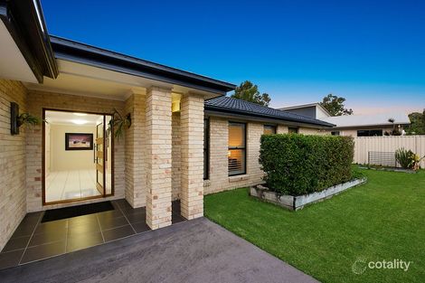 8 Cullen Dr, Little Mountain, QLD 4551