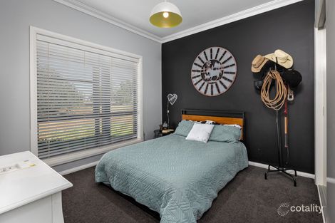 Property photo of 4 Harrier Street Temora NSW 2666