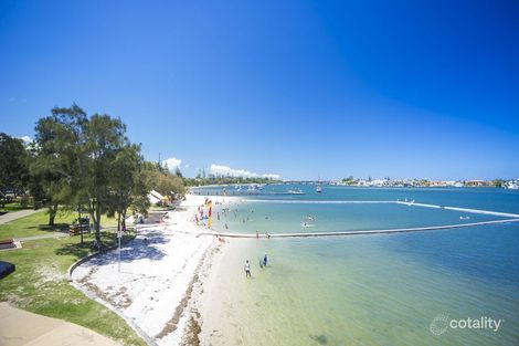 Property photo of 2/36 Abalone Avenue Paradise Point QLD 4216