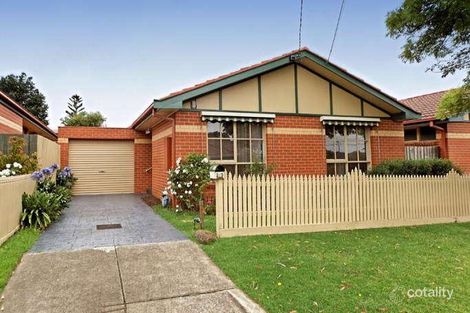 2a Hopetoun Ct, Bentleigh East, VIC 3165