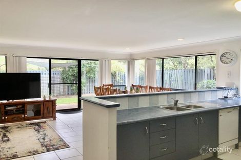 Property photo of 16 Gentian Drive Arundel QLD 4214
