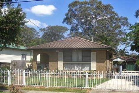 88 Wattle Ave, Carramar, NSW 2163