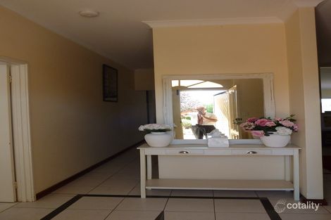 Property photo of 26 Avon Crescent Viveash WA 6056