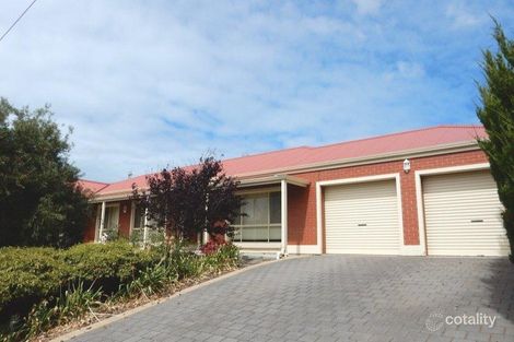 15 Tudor Ave, Victor Harbor, SA 5211