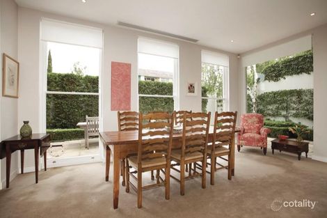 Property photo of 2/72 Mathoura Road Toorak VIC 3142