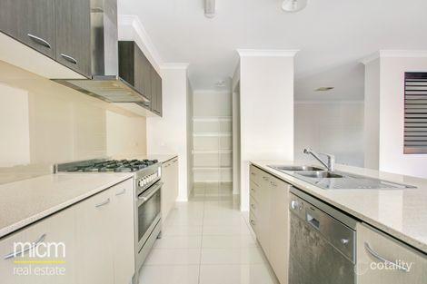 Property photo of 11 Martaban Crescent Point Cook VIC 3030