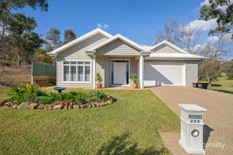 Property photo of 228 Wynyard Street Tumut NSW 2720