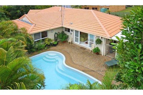 Property photo of 2 Ringway Place Chapel Hill QLD 4069
