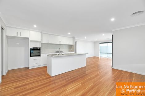 9 Oxalis Cres, Tralee, NSW 2620