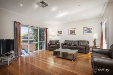 Property photo of 2/8 Edmonton Place Doncaster East VIC 3109