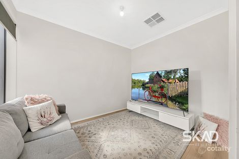 Property photo of 15 Weston Street Mickleham VIC 3064