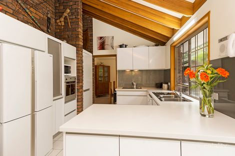 3 Sanctuary Ct, Eatons Hill, QLD 4037