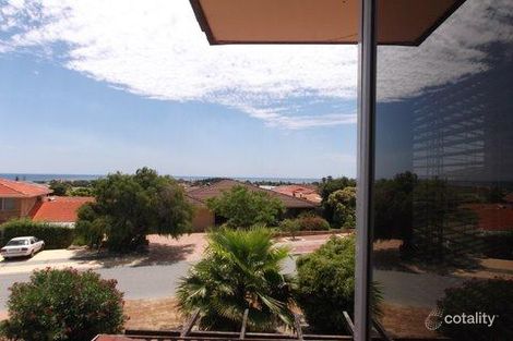 Property photo of 2 Bounty Place Ocean Reef WA 6027
