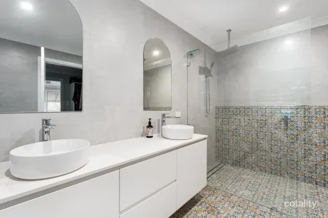 Property photo of 7 Remembrance Driveway Tahmoor NSW 2573