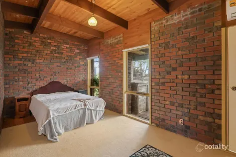 Property photo of 57 Williamsons Road Yarragon VIC 3823