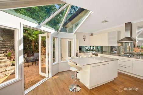 Property photo of 18 Rembrandt Drive Middle Cove NSW 2068