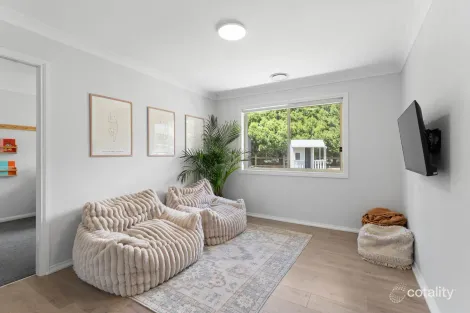 Property photo of 8 Oxley Crescent Goulburn NSW 2580