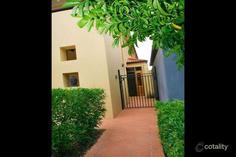 Property photo of 41 Eighth Avenue St Lucia QLD 4067