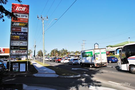 261 Loganlea Rd, Meadowbrook, QLD 4131