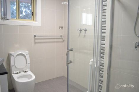 Property photo of 40 Pendle Way Pendle Hill NSW 2145