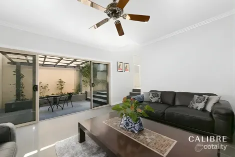 Property photo of 5 Charlane Avenue Indooroopilly QLD 4068