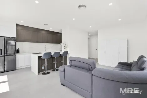 2/19 Churchill St, Glenroy, VIC 3046