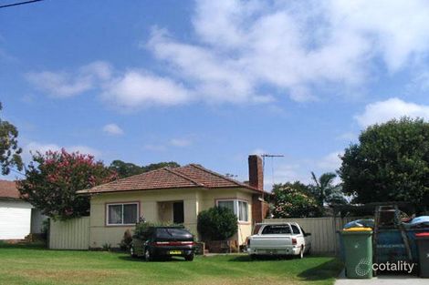 4 Fall St, Revesby, NSW 2212