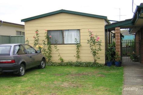 Property photo of 6 Bimbi Place Bonnyrigg NSW 2177