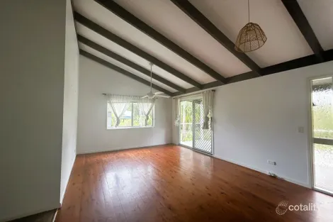 Property photo of 32 Orme Drive Russell Island QLD 4184