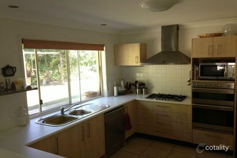 Property photo of 14 Kingsgate Drive Tinbeerwah QLD 4563