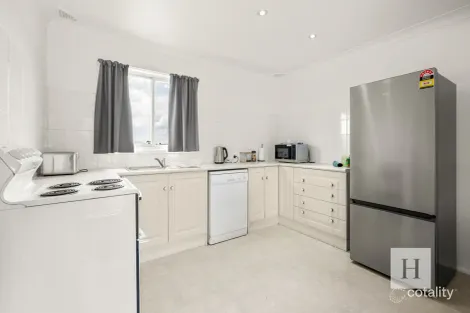 Property photo of 80 Catherine Street Mannering Park NSW 2259