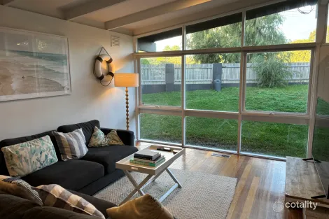 Property photo of 28 Thomson Terrace Rye VIC 3941