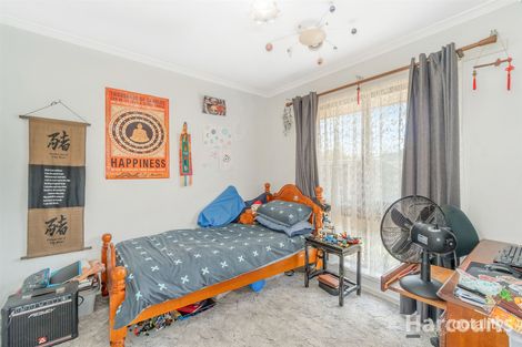 Property photo of 3 Phelps Court Newborough VIC 3825