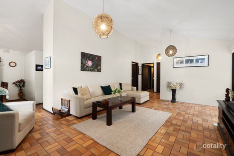 Property photo of 2 Major Street Ringwood VIC 3134