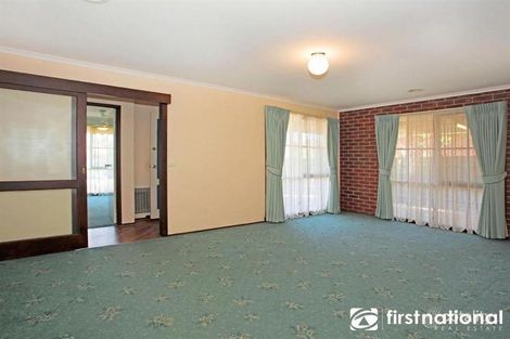 Property photo of 20 Lexcen Close Berwick VIC 3806