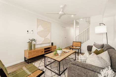 Property photo of 17/1501 Wynnum Road Tingalpa QLD 4173