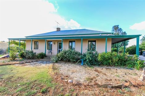 Property photo of 61 Heinrich Road Gomersal SA 5352