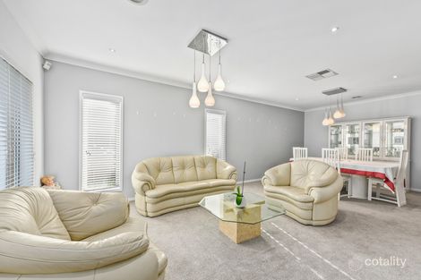 Property photo of 102 Moondarra Drive Berwick VIC 3806