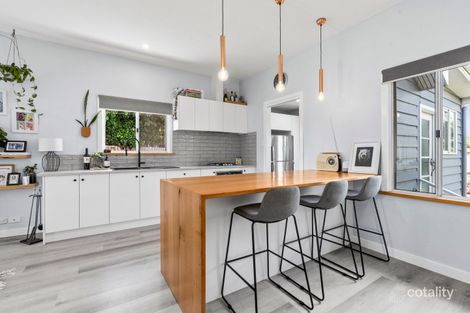 Property photo of 10 Cranstoun Court Thomson VIC 3219