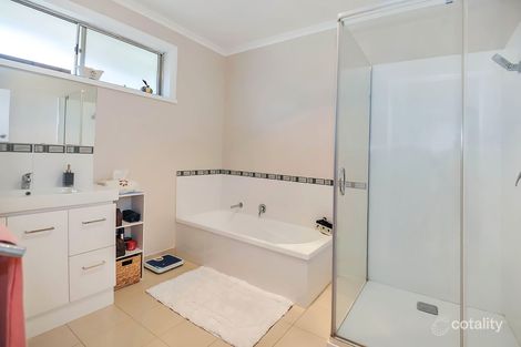 Property photo of 27 Harbour Drive Sebastopol VIC 3356