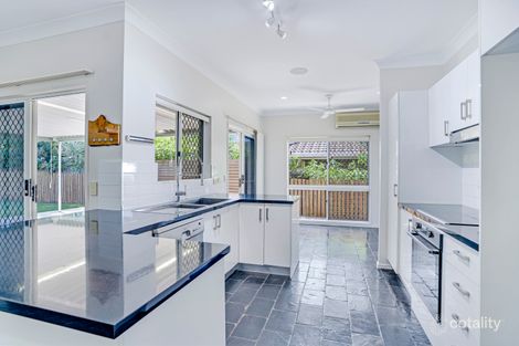 Property photo of 10 Jadana Close Mooroobool QLD 4870