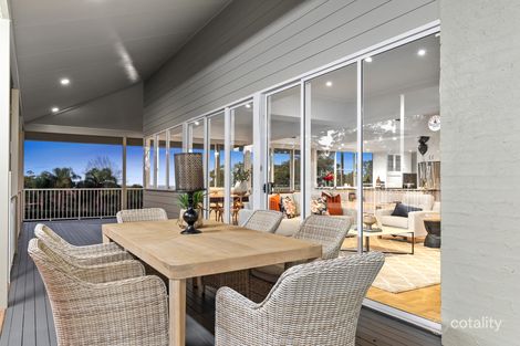 Property photo of 7 Curzon Street Mount Lofty QLD 4350