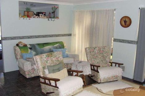 Property photo of 4 Vermilion Glade Warnbro WA 6169