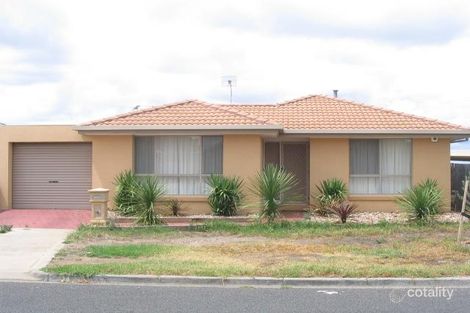 5a Saratoga Cres, Keilor Downs, VIC 3038