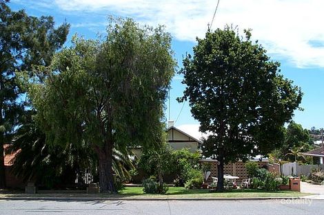 3a Foss St, Palmyra, WA 6157