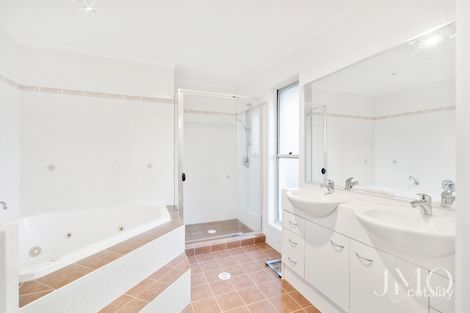 Property photo of 18 Cedarton Crescent Ormeau QLD 4208